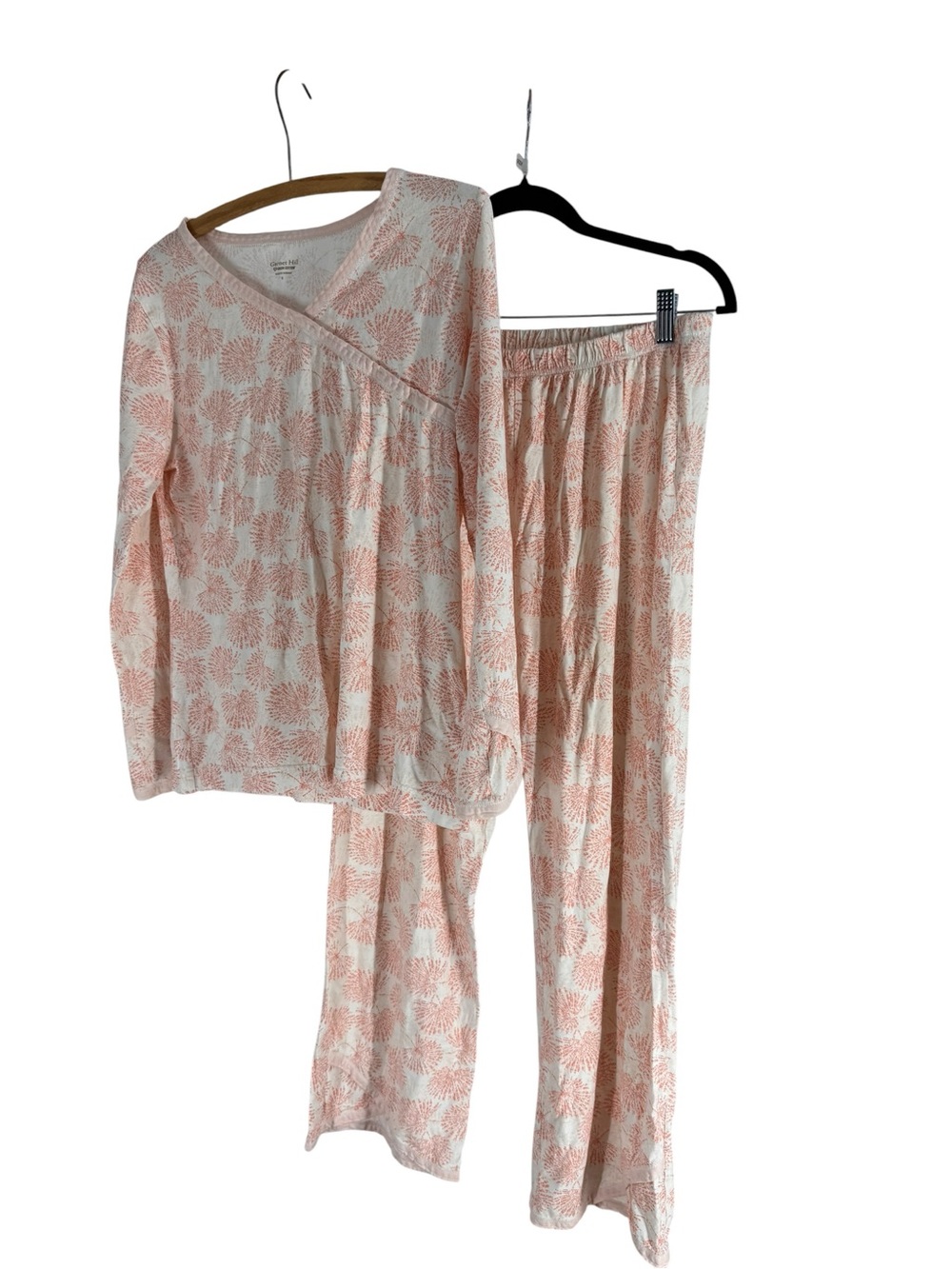 Garnet Hill Cream and Peach Leaf-Print Two-Piece Asian wrap  Pajama Set - Picture 2 of 3